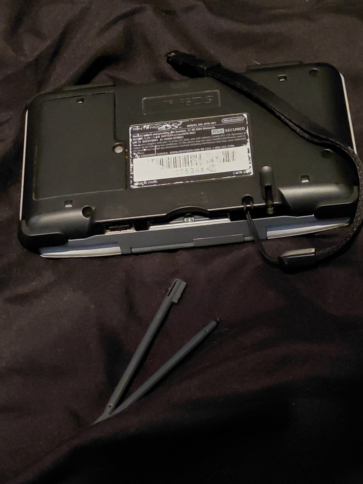 Nintendo DS Handheld System - Silver TESTED WORKS