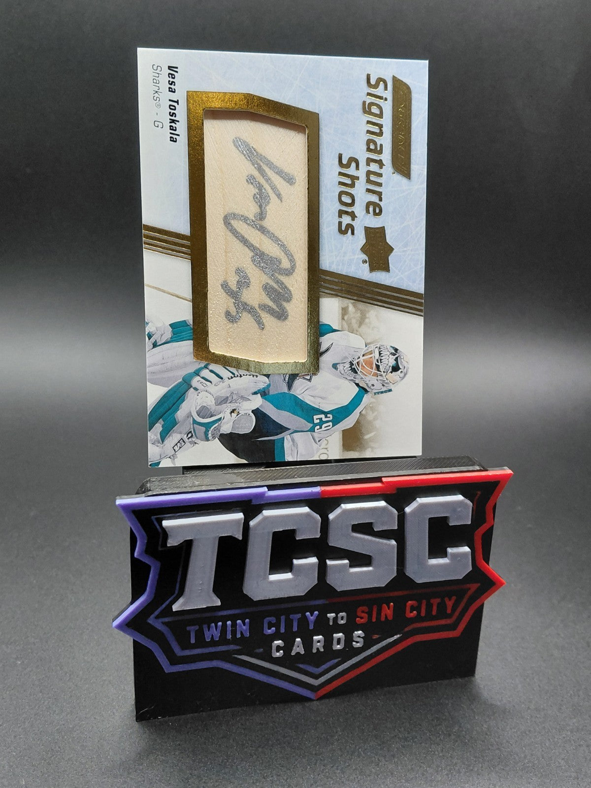 2024-25 Upper Deck Engrained Icons - Signature Shots Manufactured Stick...